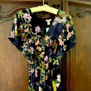 NWT jumpsuit/pantsuit floral and birds print